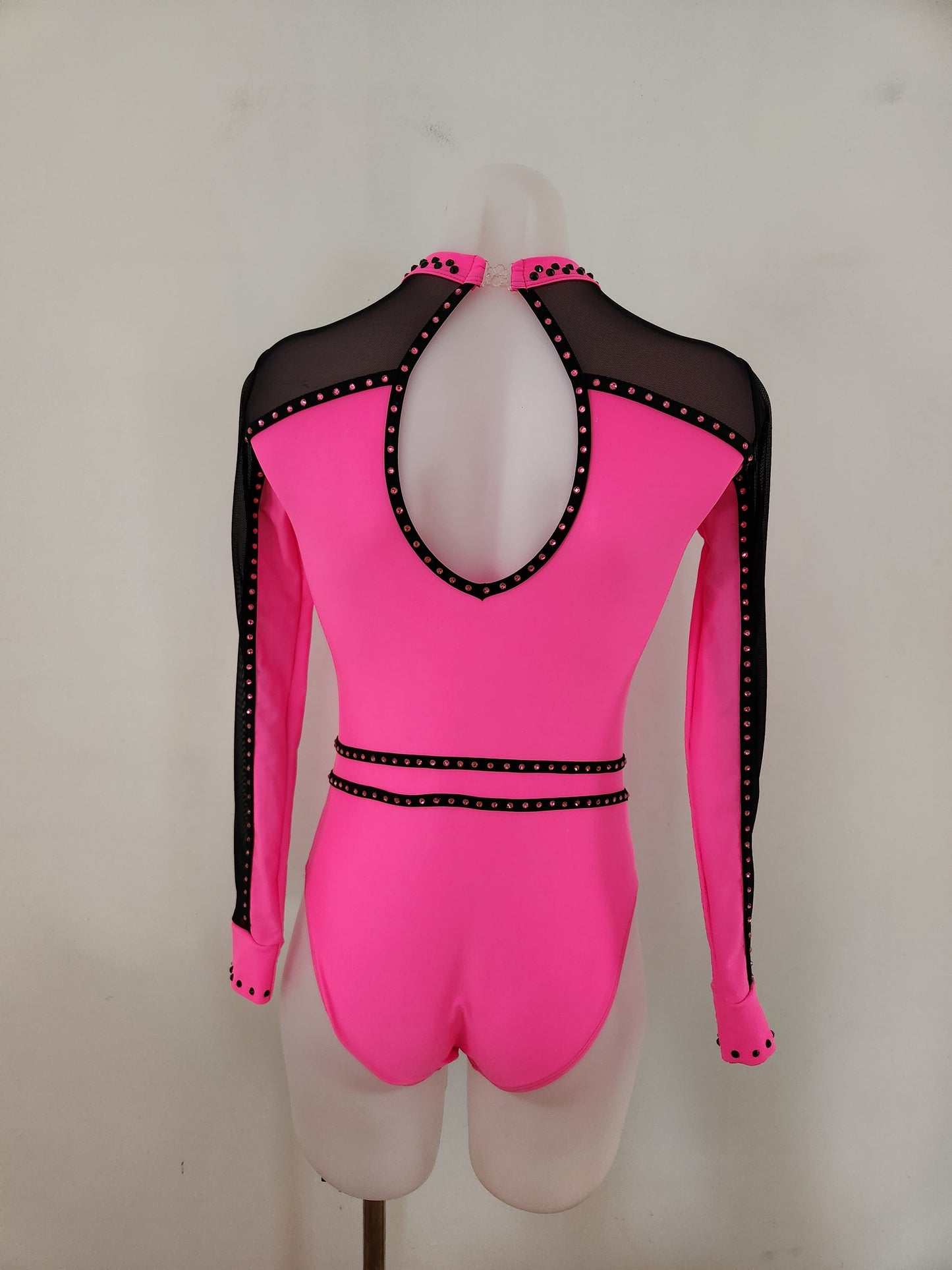 Contemporary or acro or jazz - A8